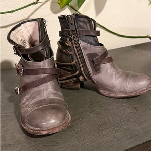 Freebird Crue Gray Multi Boots Size 8